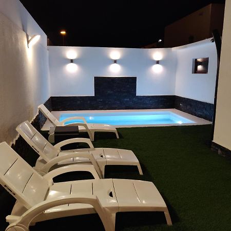 Sunny Paradise, Heater Pool كوراليهو المظهر الخارجي الصورة